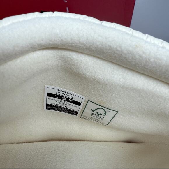 NIB •HUNTER BOOTS - Women's Intrepid Tall Snow Boot - Winter boots Size: 7 - Picture 12 of 13